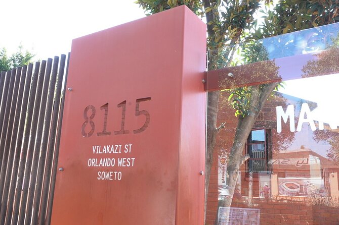 1 Day: Bus & Soweto Combo - Nelson Mandela Foundation: a short but worthwhile stop