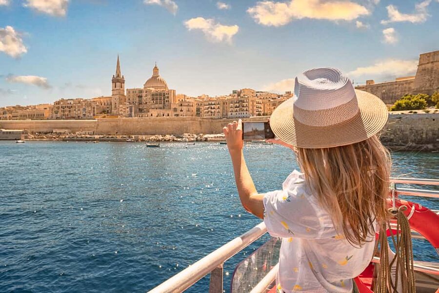 1-Day Hop-On Hop-Off Bus + Harbour Cruise (CMO) - Mosta and its great round church