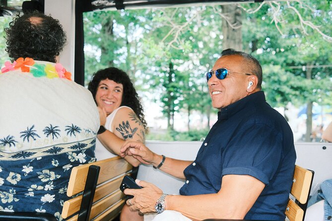 1 or 2 Day HOP-ON & HOP-OFF Narrated Trolley Tour of Boston - A useful first look at Boston