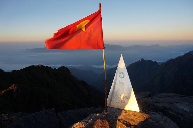 2-Night Sapa Tour with Fansipan Peak by Bus from Hanoi - Walking from Y Linh Ho to Lao Chai