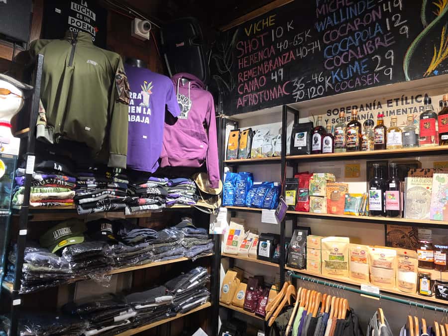 3-in-1 Panoramic city tour Bogotá-beyond the traditional - Cacao, liquor, beer, and a little friendly competition