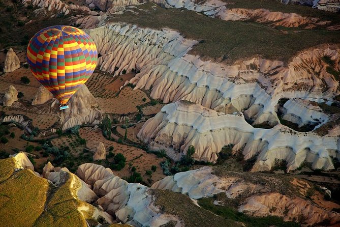 8 Day Istanbul Cappadocia Tour by Bus Yuki Tour IST 60 - Two Turkish highlights joined by bus