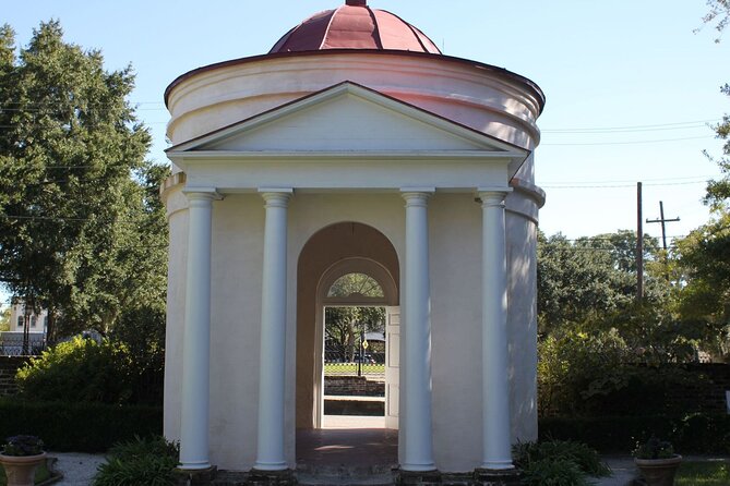 90-Minute Charleston City Sightseeing Bus Tour - City Market and more than 100 points of interest