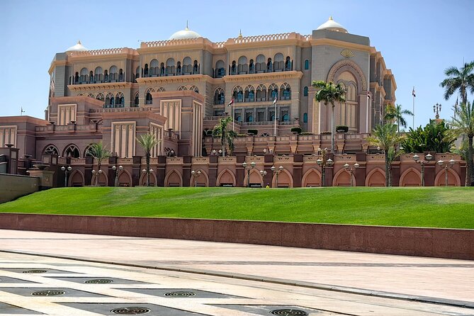 Abu Dhabi Bus Tour - Leaving Dubai by air-conditioned bus