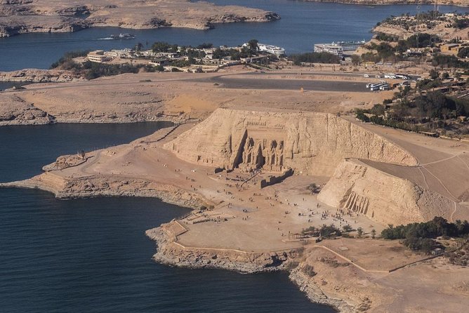 Abu Simbel Excursion Day Trip from Aswan (Sharing Bus without Guide) - What the low price really covers