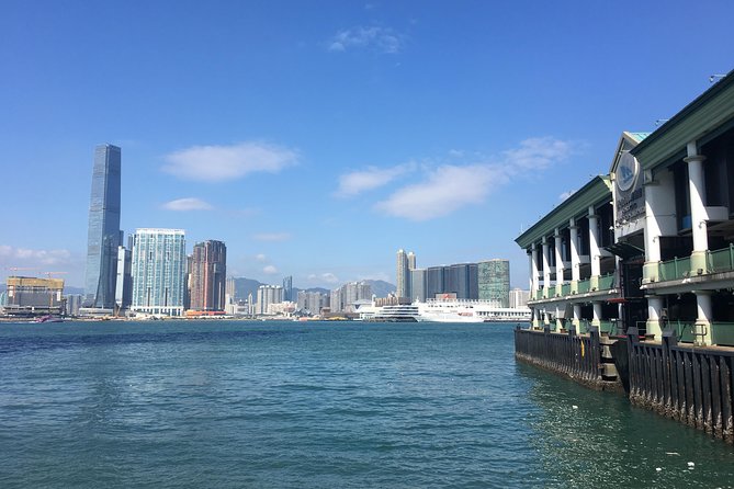 Afternoon City Coach Tour Plus Dinner Cruise with Hotel Pickup in Hong Kong Island - Aberdeen Fishing Village and the extra-cost sampan ride