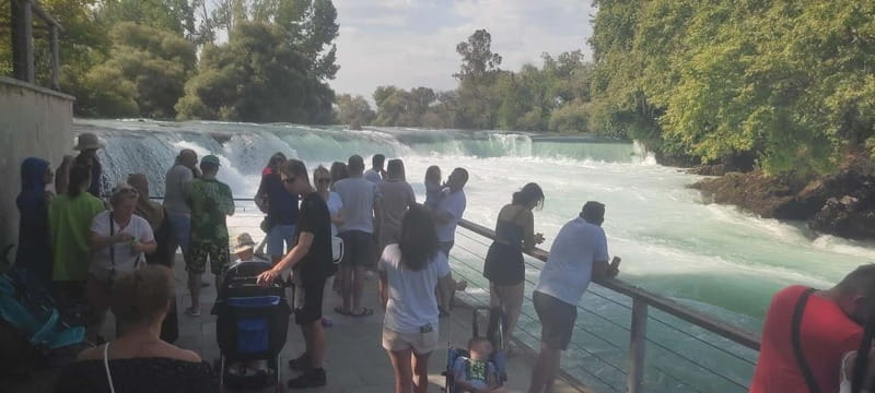 Alany: Mix Tour Cabrio Bus Safari, Boat Tour with Lunch - Water fights and foam fun on the lake
