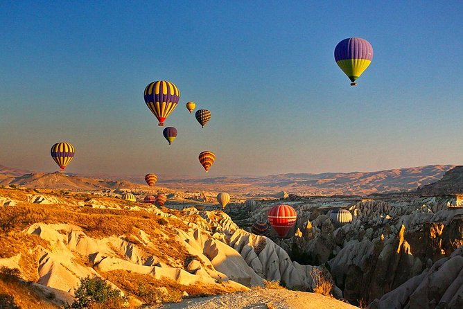 Alanya: Cappadocia 2 Day Guided Bus Tour incl. Hotel - Lunch in Aksaray and the first taste of Cappadocia