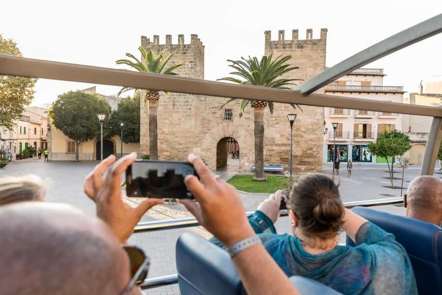 Alcudia: ALCUDIA City TOUR Open Top Bus, open-top bus tour - A quick orientation to the Alcudia City Tour