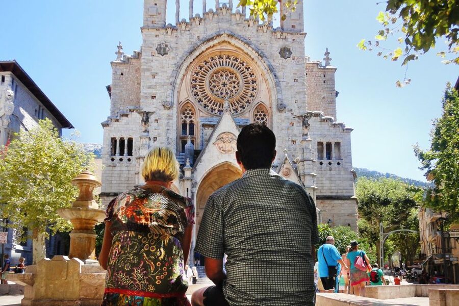 Alcudia/Marratxi: Valldemossa & Soller Tour by Tram & Bus - Valldemossa and the Carthusian Monastery