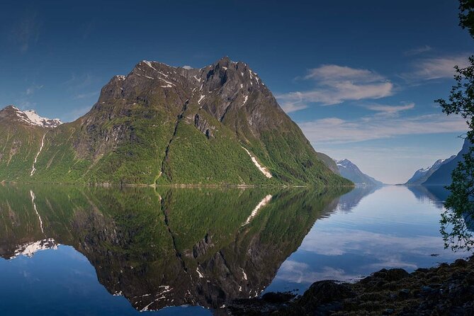 All About the Fjords in One Tour by Bus and Boat from Ålesund - A full fjord day from Ålesund