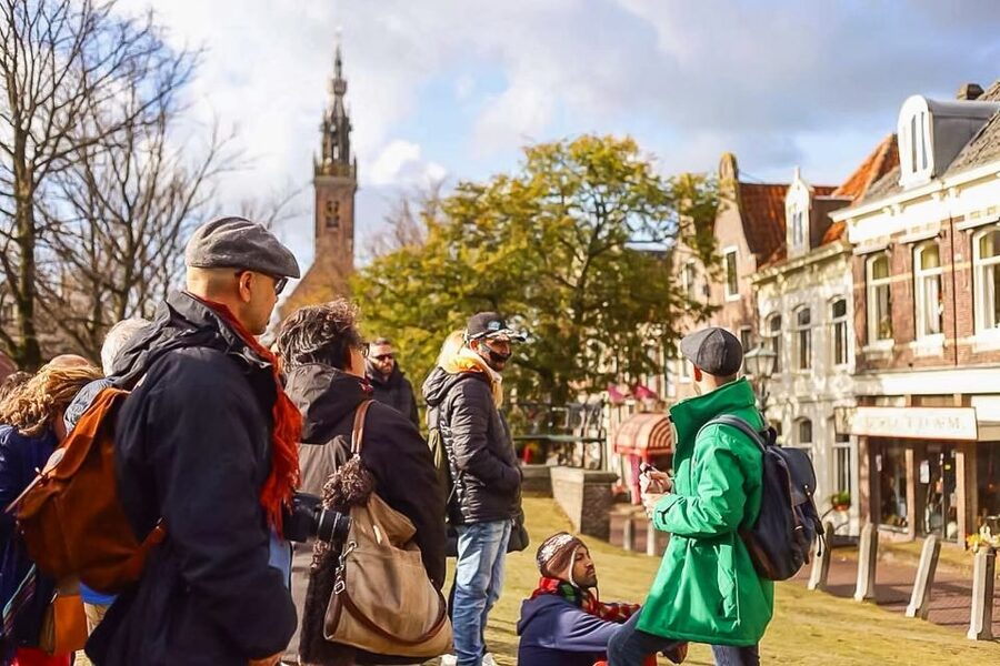 Amsterdam: Zaanse Schans, Edam, Volendam & Marken Bus Tour - Edam, where the cheese story becomes tangible