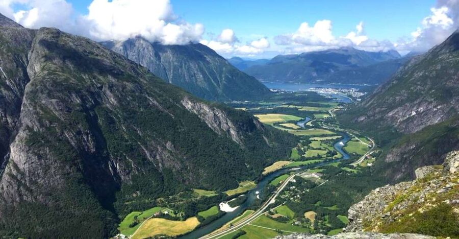 Åndalsnes - Trollstigen & Trollwall Audio Guid Bus Tour - Crossing Sogge Bridge into Isterdal Valley