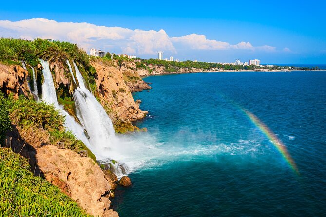 Antalya: Panoramic Bus with 1-Hour Boat trip incl. Lunch - Hotel pickup and group size from Kemer