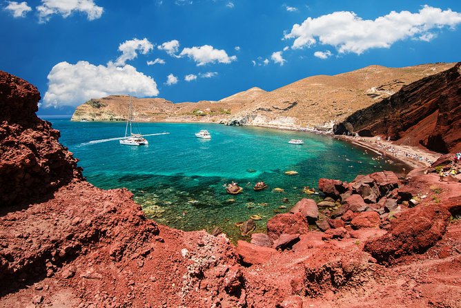 Archaeological Bus Tour to Akrotiri Excavations & Red Beach - Why Akrotiri deserves the long stop