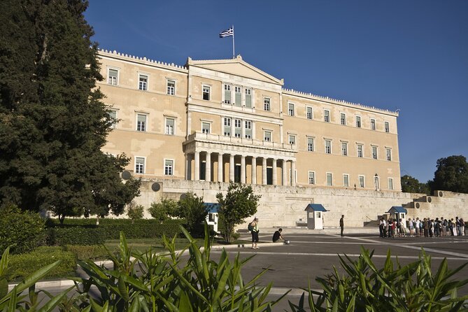 Athens, Acropolis and The New Acropolis Museum on a bus tour - Guides, group size, and the pace of the morning