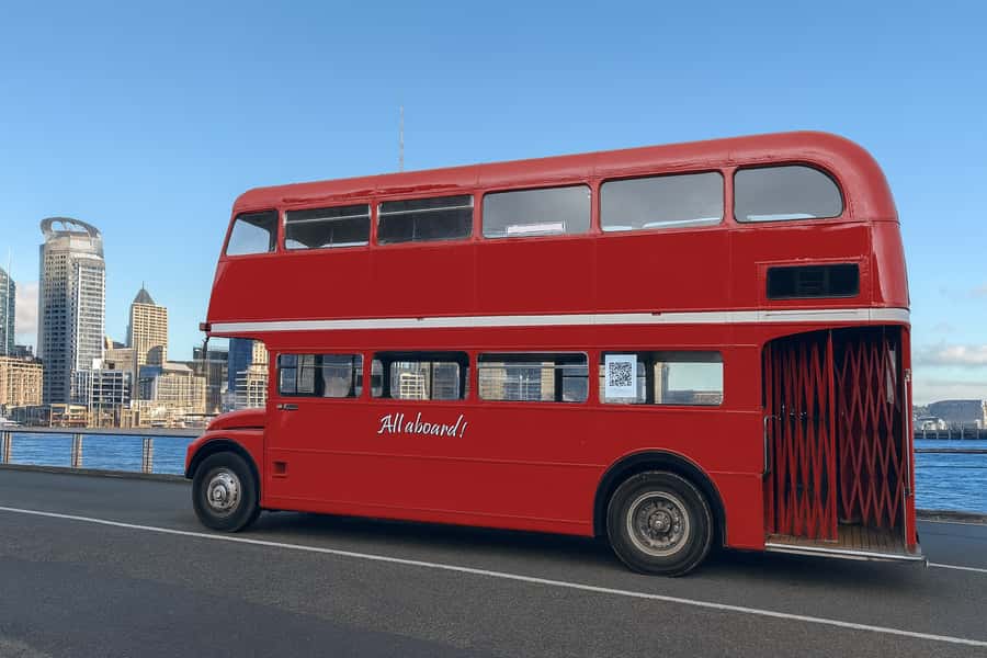 Auckland: Vintage Double-Decker Bus Sightseeing Tour - Key points to know before booking