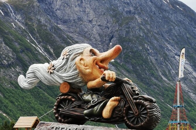 Audio-Guide Bus Tour at Scenic Routes of Åndalsnes to Trollstigen - Isterdalen Valley and the route change