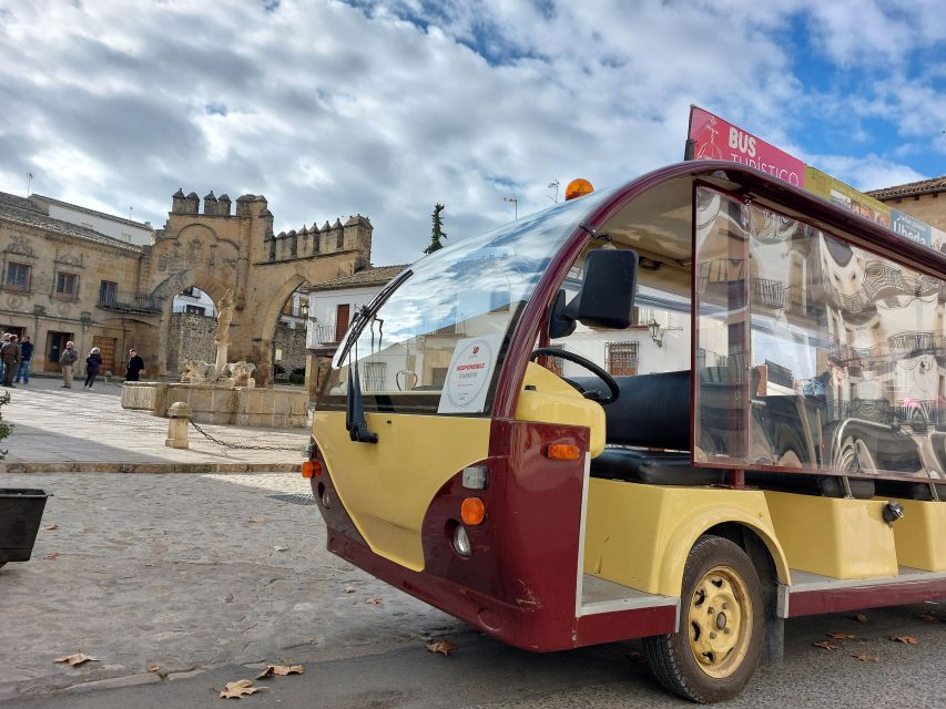 Baeza: Electric Bus Sightseeing Tour with Guide - San Francisco, San Andrés, and the outer churches