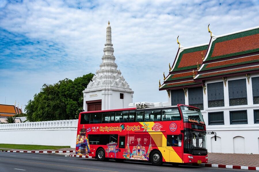 Bangkok: City Sightseeing Hop-On Hop-Off Bus Tour - What the audio guide adds