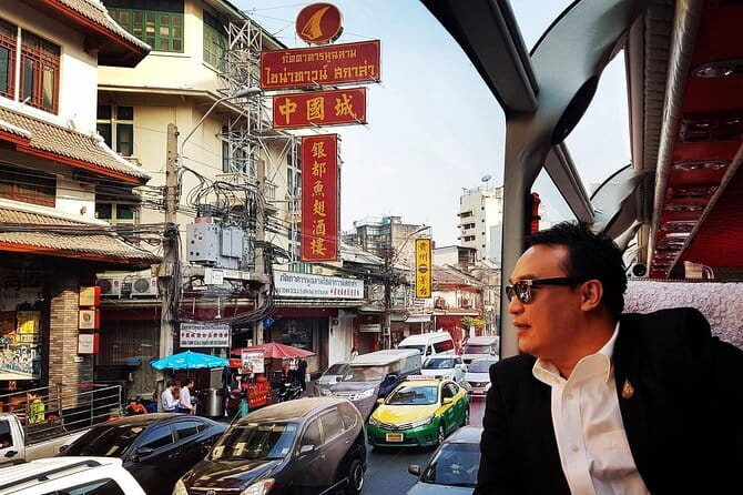 Bangkok Thai Bus Food Tour - A Bangkok meal that keeps moving