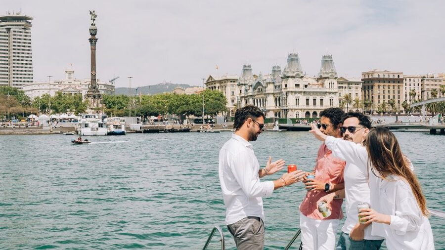 Barcelona: Hop-On Hop-Off Bus with Sailing Cruise - Timing problems you should avoid