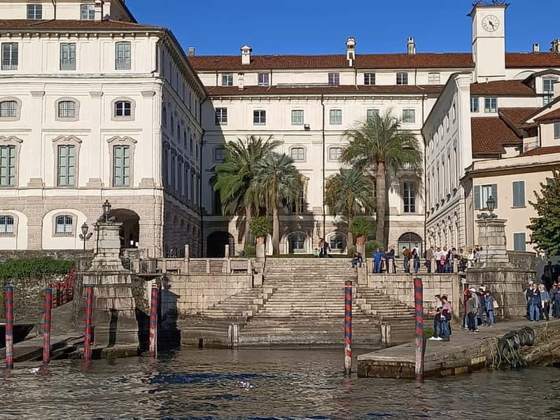Baveno: Tour Hop-on Hop-off Isola Bella e Isola Pescatori - Starting at Baveno’s Piazza IV Novembre