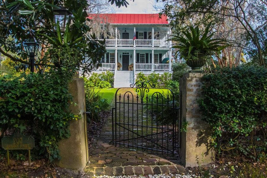 Beaufort: Historic City Tour by Bus - More Than 24 Movie Locations Along the Route