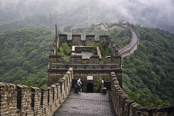 Beijing Group Coach Tour to Mutianyu Great Wall Without Lunch - What the $24 price really buys you