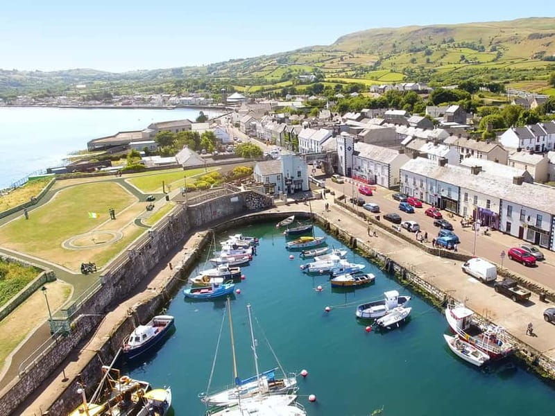 Belfast: Giant's Causeway Tour and 2-Day Open Top-Bus Tour - A strong three-day introduction to Northern Ireland