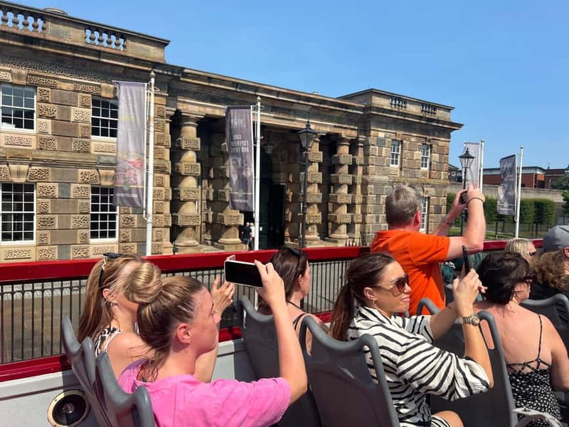 Belfast: Hop-on Hop-off Bus Tour With Live Guides - Crumlin Road Gaol and the city’s darker stories
