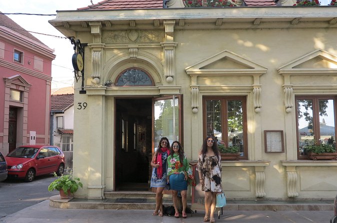 BELGRADE BUS AND WALKING TOUR, Experience daily life - Walking Belgrade with public transit in the mix