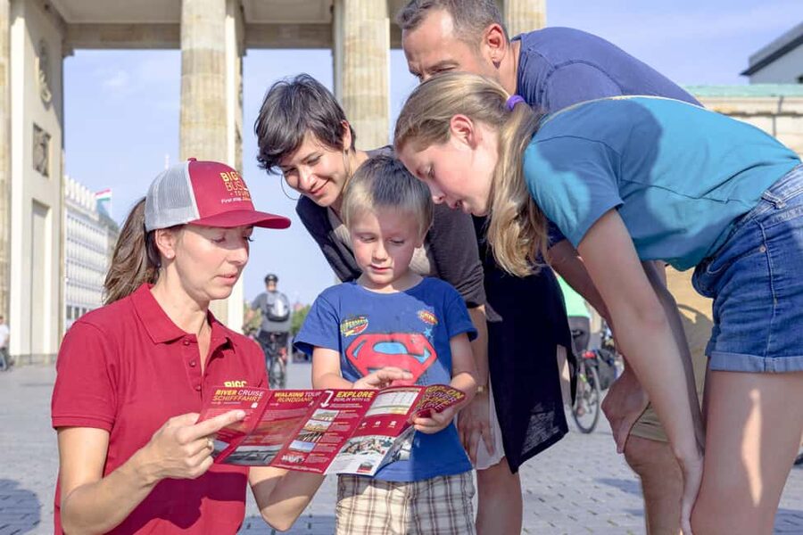 Berlin: Big Bus Hop-On Hop-Off Sightseeing Tour & Currywurst - The red route, from Alexanderplatz to Checkpoint Charlie