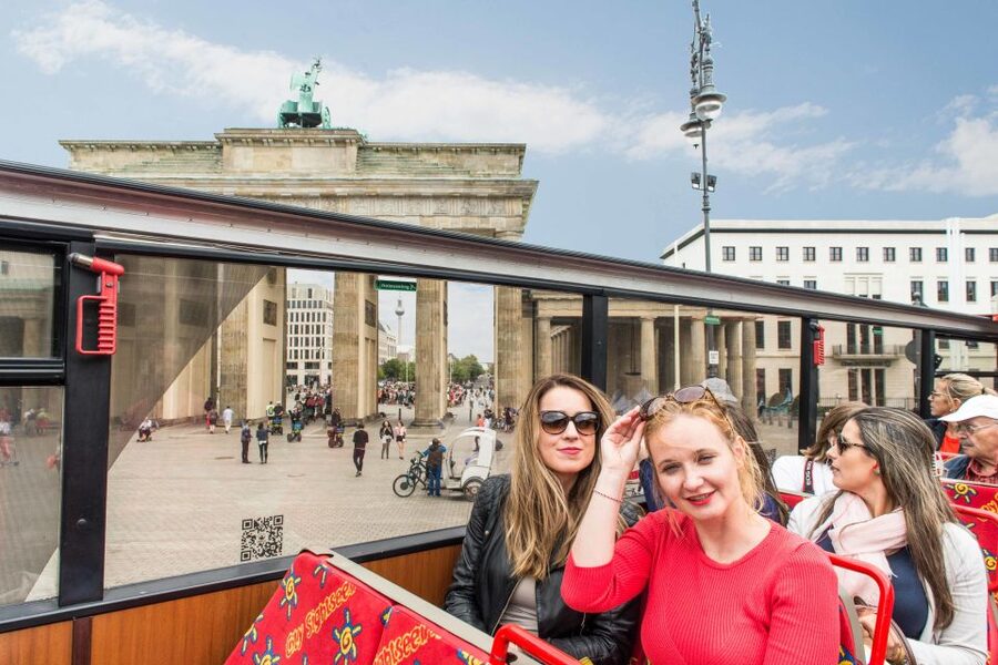 Berlin: City Sightseeing Hop-On Hop-Off Bus Tour - Why this bus works well in a spread-out city