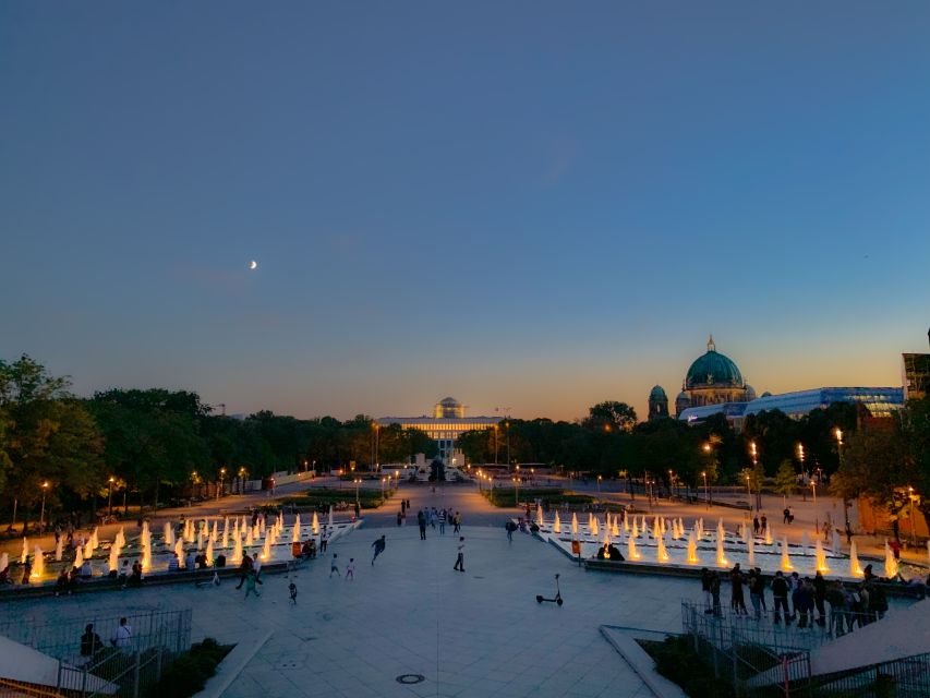 Berlin: Live-Guided Evening Sightseeing Tour by Open-top Bus - Why this evening loop works well in Berlin
