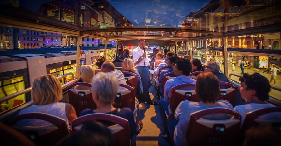 Berlin: Live-Guided Evening Sightseeing Tour by Open-top Bus - Kreuzberg, Nikolaiviertel, and the old city center