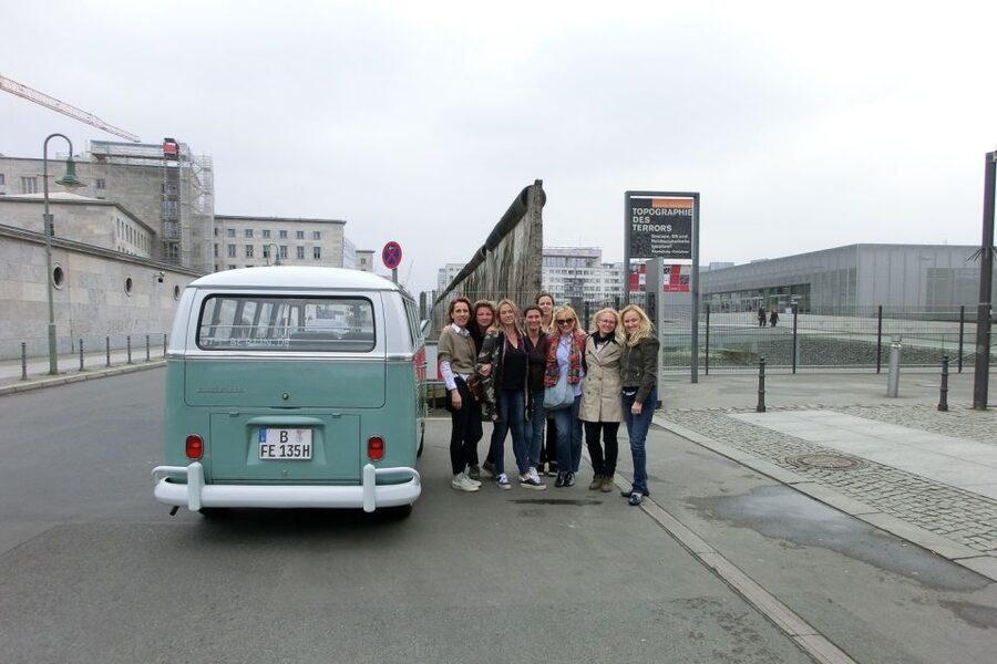 Berlin: Sightseeing Tour in Classic Volkswagen T1 Samba Bus - Is two hours enough for Berlin?