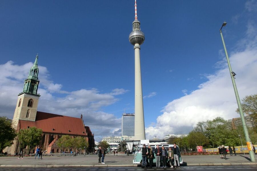 Berlin: Sightseeing Tour in Classic Volkswagen T1 Samba Bus - Berlin Palace, the Spree, and the city center
