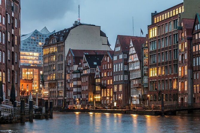 Best of Hamburg: City Sightseeing Hop-On Hop-Off Bus Tour - Stops 2 and 3: Hamburg Dungeon and Marco-Polo-Terrassen