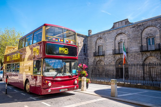 Big Bus Dublin Hop-on, Hop-off Sightseeing Tour with Live Guide - Dublin Castle and the cathedral pair