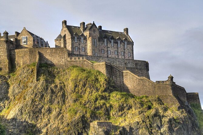 Big Bus Edinburgh Hop-On Hop-Off City and Britannia Bus Tour - Key points before you board