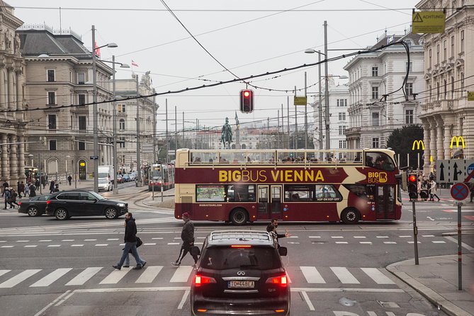 Big Bus Vienna Hop-On Hop-Off Sightseeing Tour - Key points at a glance