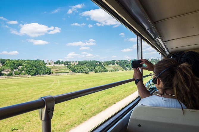 Big city tour hop on hop off 22 stops - Planning your stops when buses are 30 to 60 minutes apart