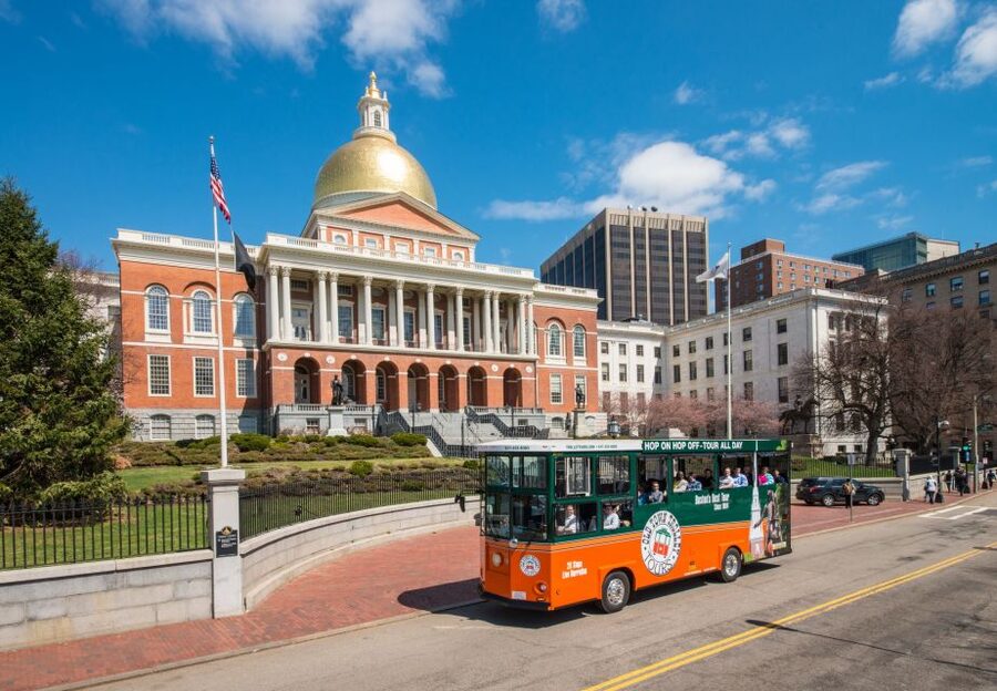 Boston: Hop-on Hop-off Old Town Trolley Tour - Key points to know before you ride