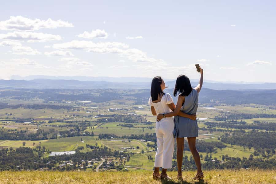 Brisbane: Hop on Hop off Bus to Tamborine Mountain - Why this shuttle works well for Tamborine Mountain