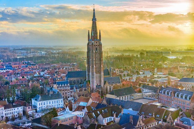 Bruges bus tour from Amsterdam - Gruuthuse, St Bonifacius Bridge, and the best photographs