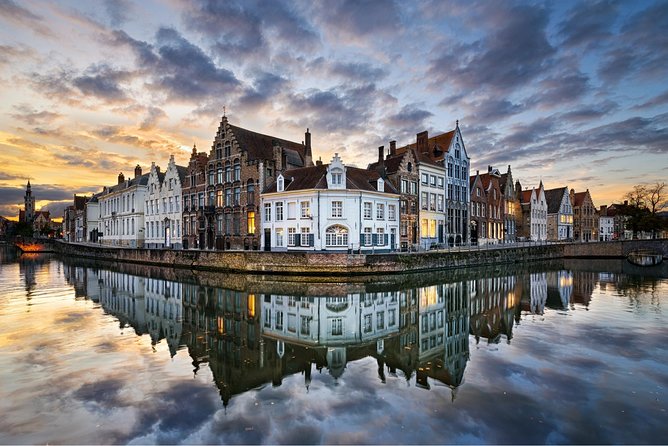 Bruges bus tour from Amsterdam - Guide quality and language