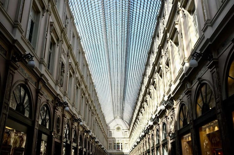 Brussels Highlights: Walking & Bus Tour with Waffle Tasting - A fast first look at Brussels, from cobbled lanes to the Atomium