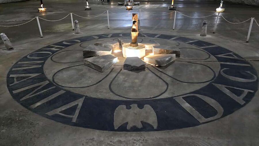 Bucharest Bus Tour: Salt mine & Dracula Tomb Half Day Trip - When Mogoșoaia Palace replaces Snagov