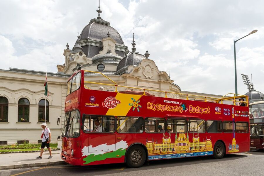 Budapest: City Sightseeing Hop-On Hop-Off Bus Tour & Extras - Audio commentary, comfort, and the view from the bus